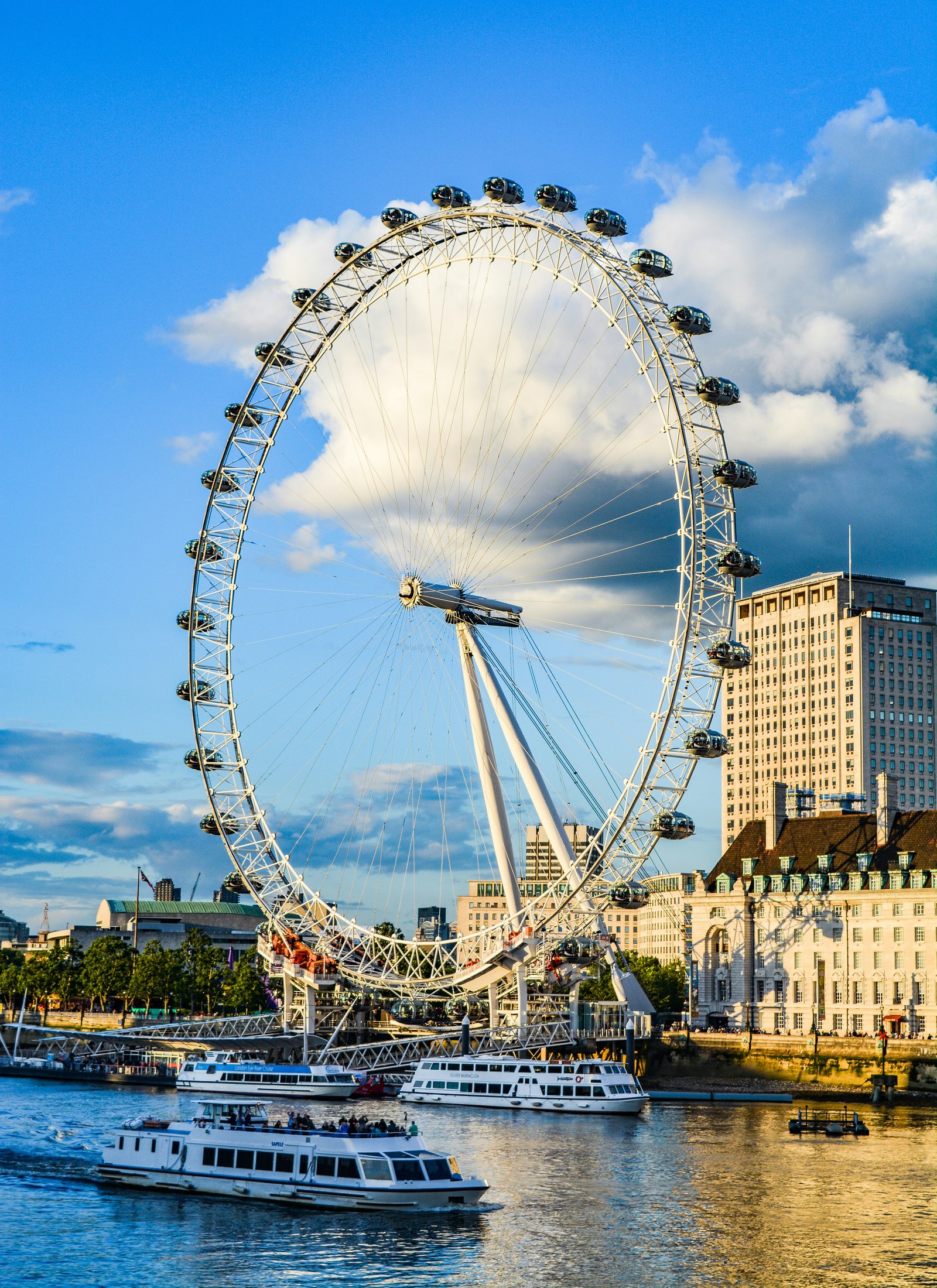 The London Eye.
